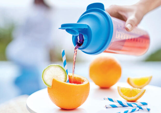 Tupperware COSMOPOLITAN