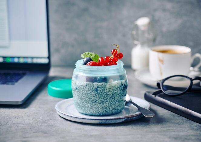 Tupperware Budding med chia og frugt 