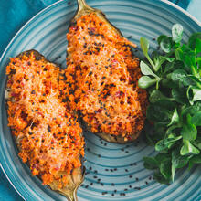 Grillet, fyldt aubergine